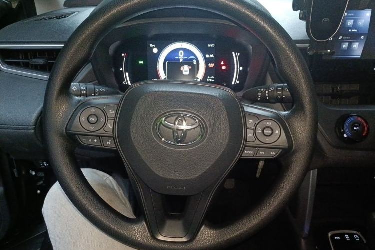 Used Toyota Corolla Cross 2024 2.0L Pioneer Edition Steering Wheel