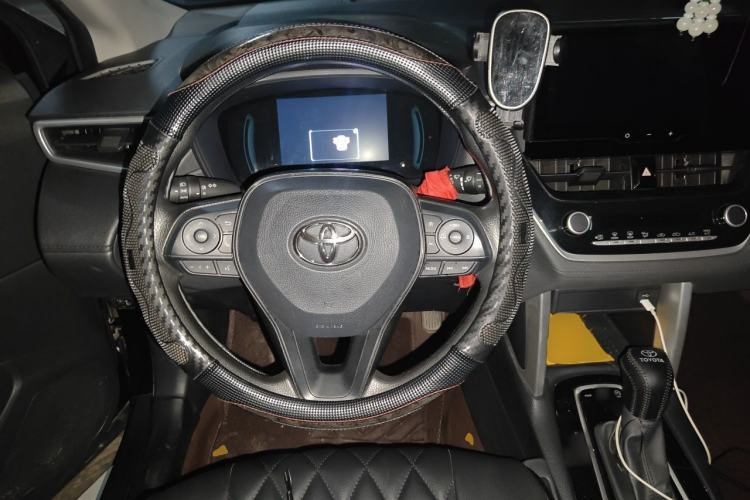 Used Toyota Corolla Cross 2024 2.0L Elite Edition Steering Wheel