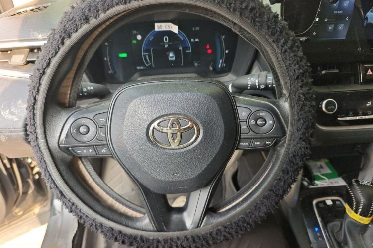 Used Toyota Corolla Cross 2024 2.0L Smart Electric Hybrid Dual-Engine Pioneer Edition Steering Wheel