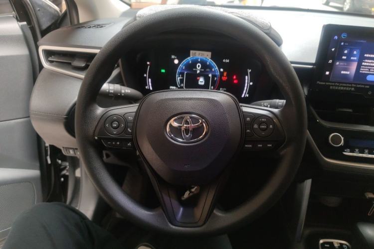 Used Toyota Corolla Cross 2024 2.0L Elite Edition Steering Wheel