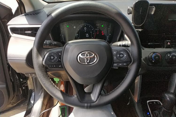 Used Toyota Corolla Cross 2024 2.0L Pioneer Edition Steering Wheel