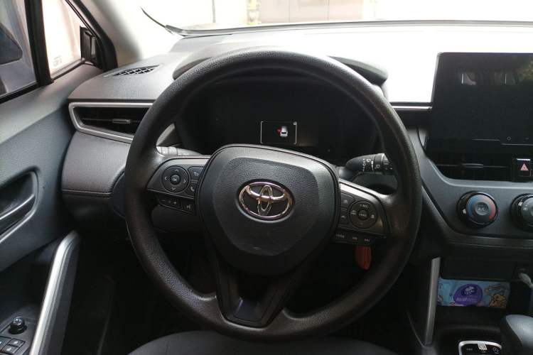 Used Toyota Corolla Cross 2024 2.0L Pioneer Edition Steering Wheel