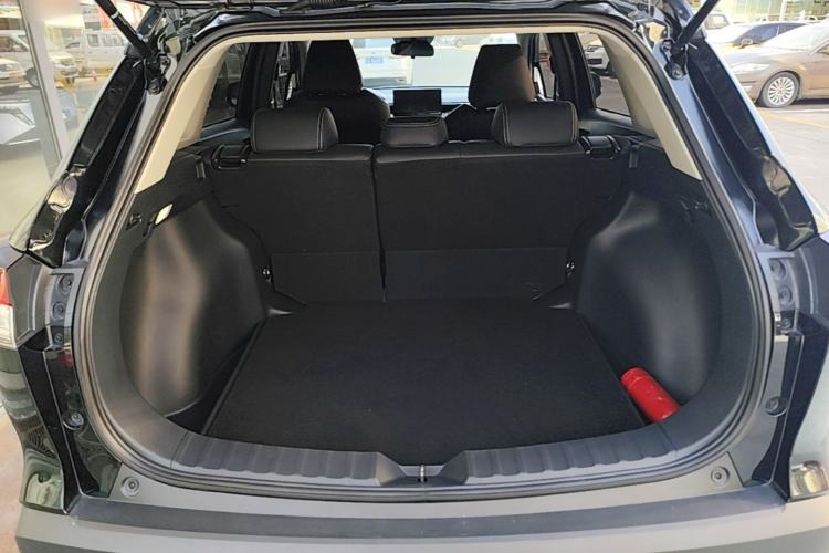 Used Toyota Corolla Cross 2024 2.0L Elite Edition Trunk