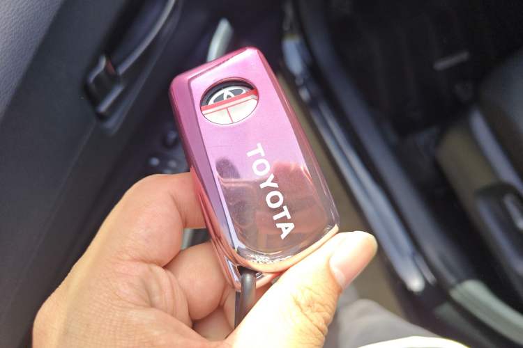 Used Toyota Corolla Cross 2024 2.0L Pioneer Edition Vehicle Key