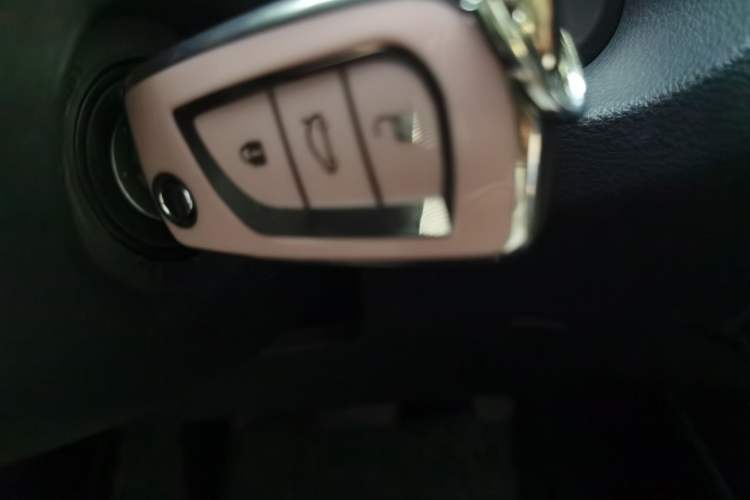 Used Toyota Corolla Cross 2024 2.0L Pioneer Edition Vehicle Key