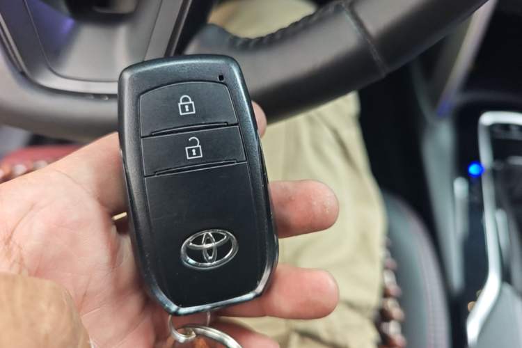 Used Toyota Corolla Cross 2024 2.0L Elite Edition Vehicle Key