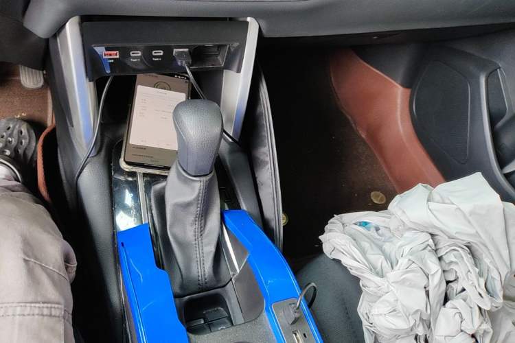Used Toyota Corolla Cross 2024 2.0L Pioneer Edition Gear Lever