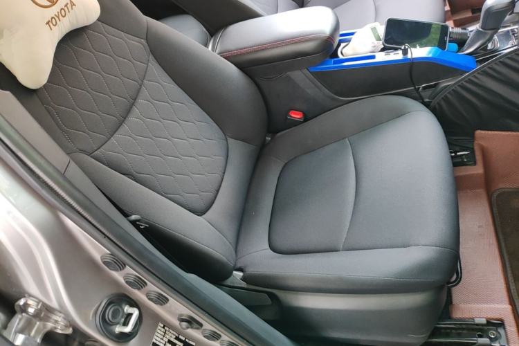 Used Toyota Corolla Cross 2024 2.0L Pioneer Edition Right Front Seat