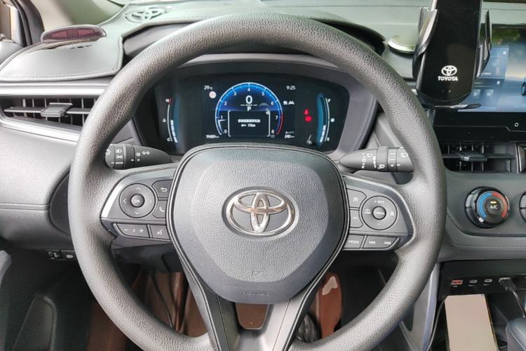 Used Toyota Corolla Cross 2024 2.0L Pioneer Edition Steering Wheel