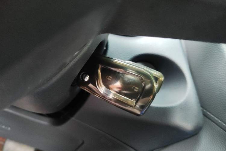 Used Toyota Corolla Cross 2024 2.0L Pioneer Edition Vehicle Key