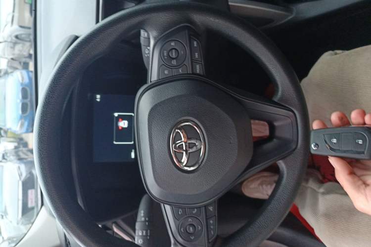 Used Toyota Corolla Cross 2024 2.0L Pioneer Edition Vehicle Key