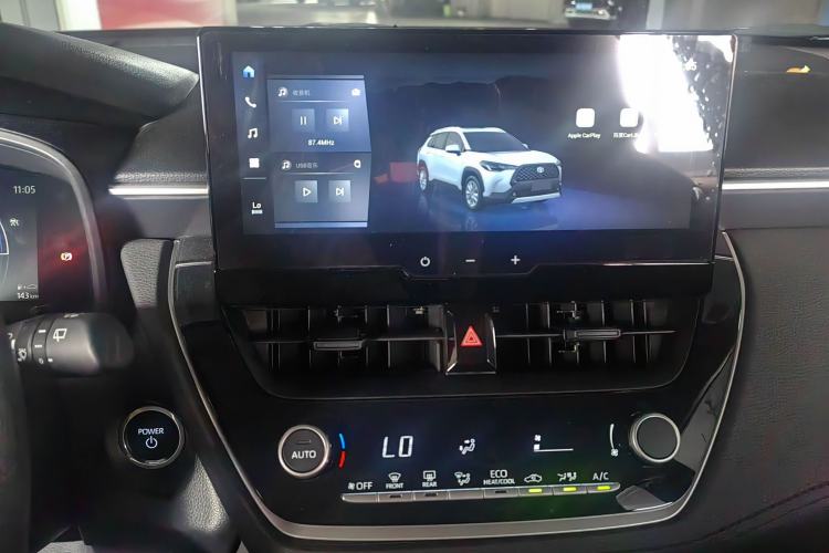 Used Toyota Corolla Cross 2024 2.0L Smart Electric Hybrid Dual-Engine Elite Edition Audio And AC Panel