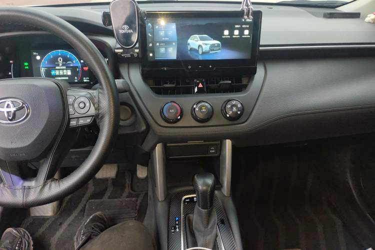 Used Toyota Corolla Cross 2024 2.0L Pioneer Edition Audio And AC Panel