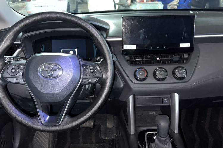 Used Toyota Corolla Cross 2024 2.0L Pioneer Edition Audio And AC Panel