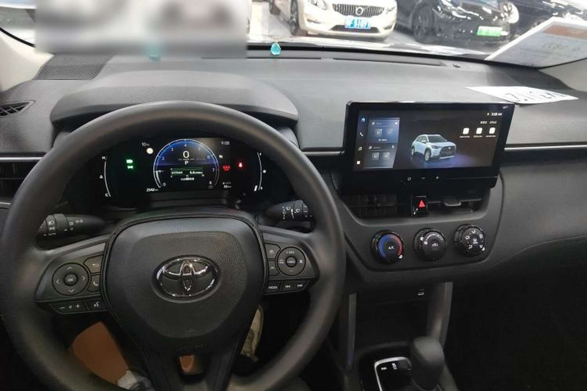 Used Toyota Corolla Cross 2024 2.0L Pioneer Edition Center Console