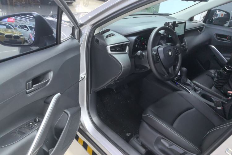 Used Toyota Corolla Cross 2024 2.0L Pioneer Edition Driver Seat