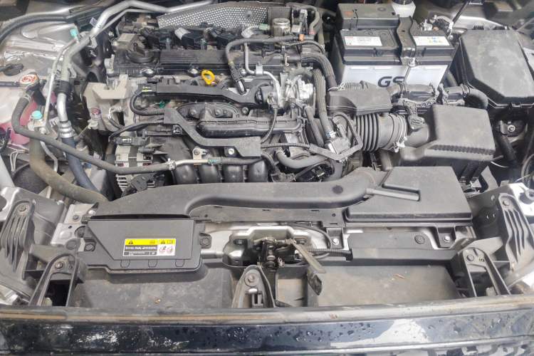 Used Toyota Corolla Cross 2024 2.0L Elite Edition Engine Bay