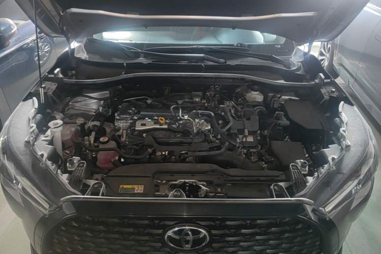 Used Toyota Corolla Cross 2024 2.0L Smart Electric Hybrid Dual-Engine Elite Edition Engine Bay