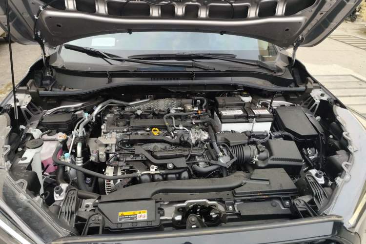 Used Toyota Corolla Cross 2024 2.0L Pioneer Edition Engine Bay