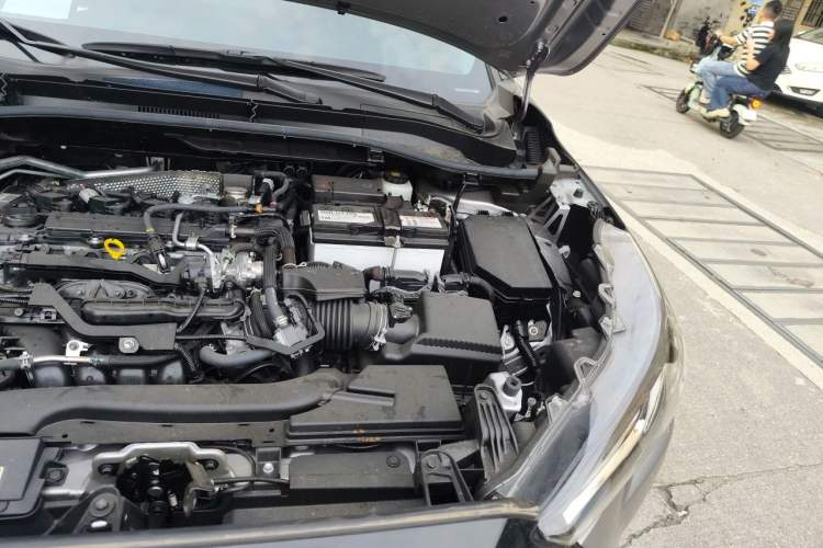 Used Toyota Corolla Cross 2024 2.0L Pioneer Edition Engine Bay Left