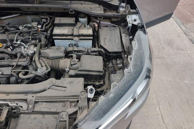 Used Toyota Corolla Cross 2024 2.0L Pioneer Edition Engine Bay Left