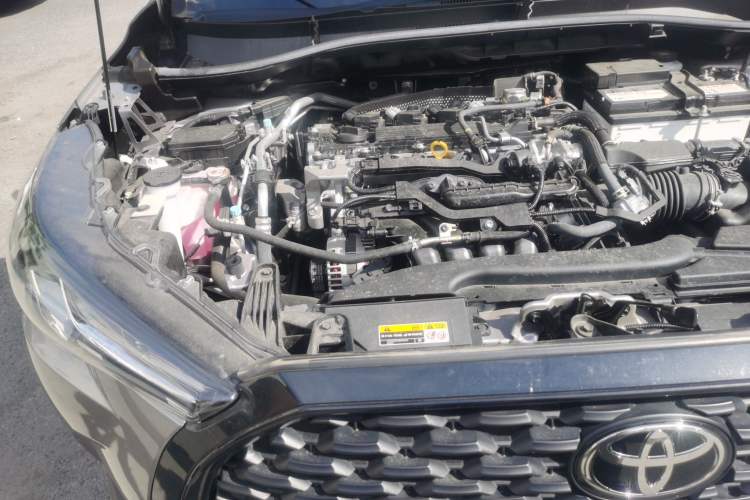 Used Toyota Corolla Cross 2024 2.0L Pioneer Edition Engine Bay Right