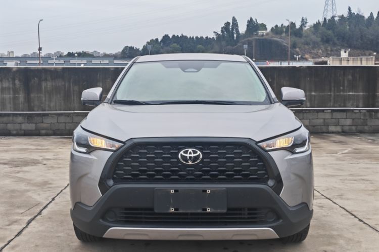 Used Toyota Corolla Cross 2024 2.0L Smart Electric Hybrid Dual-Engine Pioneer Edition Exterior 2