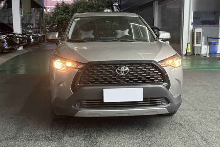Used Toyota Corolla Cross 2024 2.0L Smart Electric Hybrid Dual-Engine Elite Edition Exterior 6