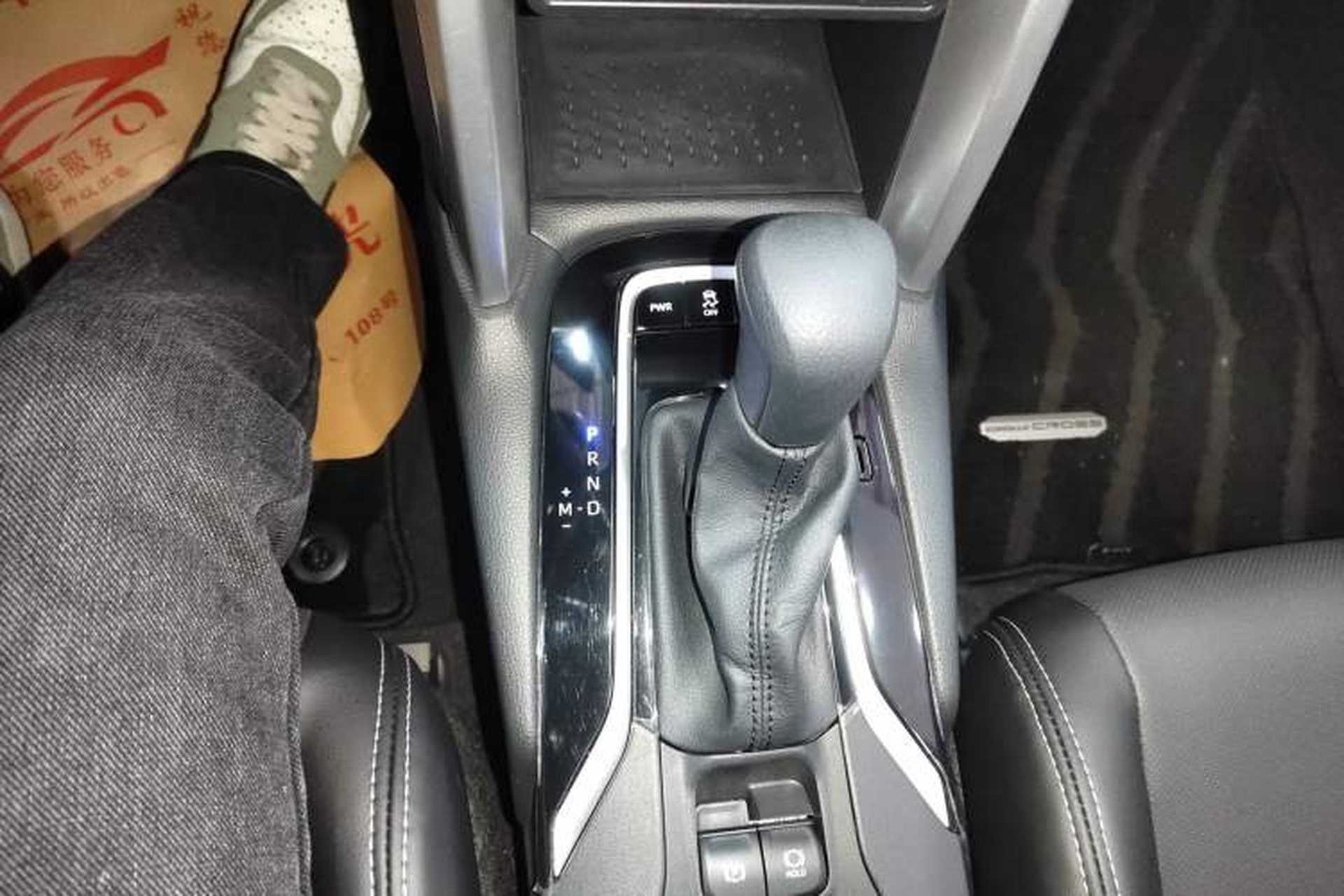 Used Toyota Corolla Cross 2024 2.0L Pioneer Edition Gear Lever