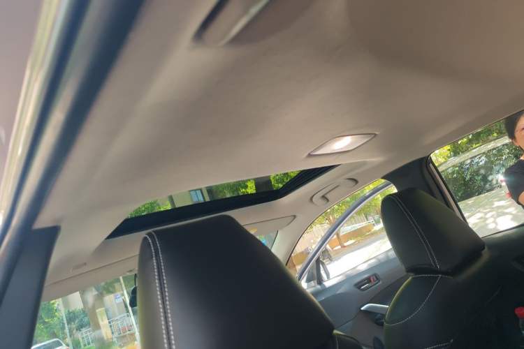 Used Toyota Corolla Cross 2024 2.0L Elite Edition Headliner