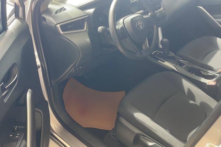 Used Toyota Corolla Cross 2024 2.0L Pioneer Edition Interior 1