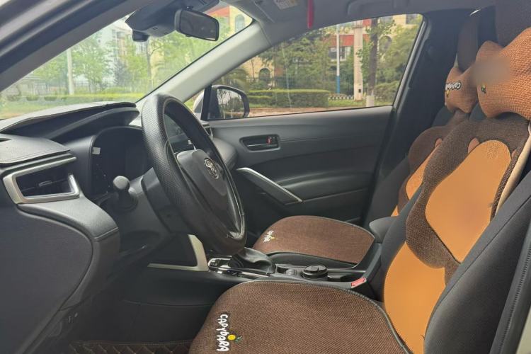 Used Toyota Corolla Cross 2024 2.0L Pioneer Edition Interior 2