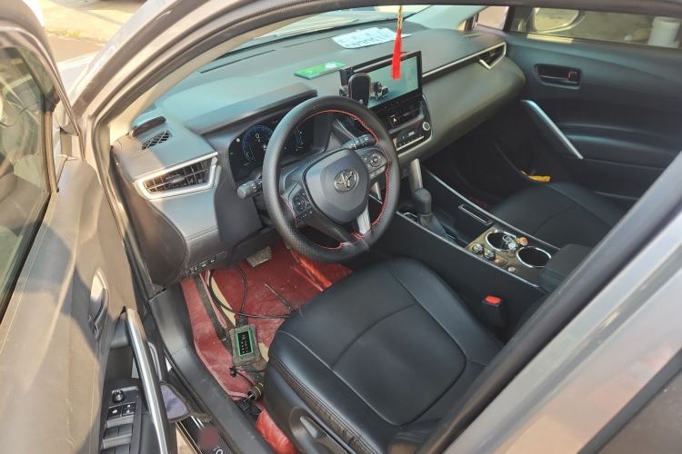 Used Toyota Corolla Cross 2024 2.0L Elite Edition Interior 3