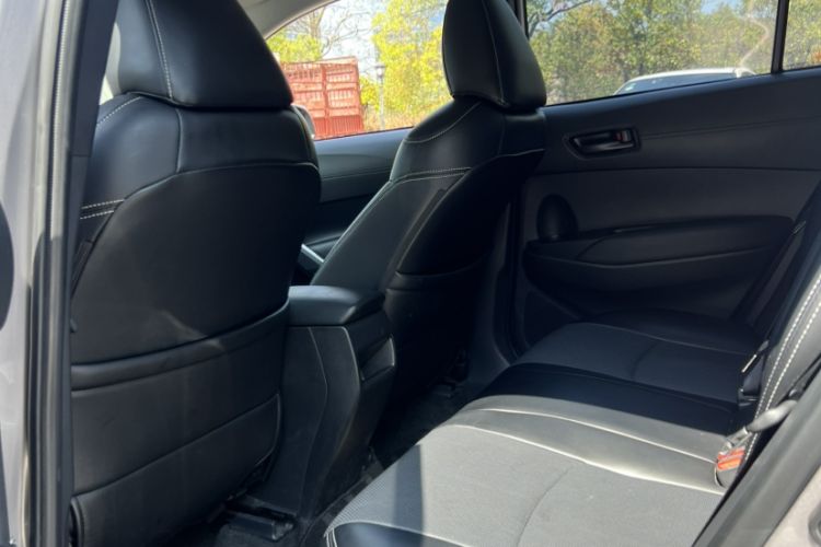 Used Toyota Corolla Cross 2024 2.0L Pioneer Edition Interior 3