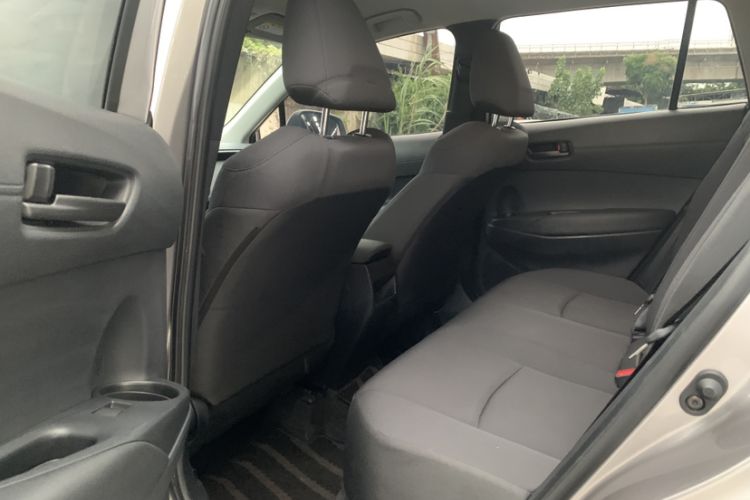 Used Toyota Corolla Cross 2024 2.0L Pioneer Edition Interior 3