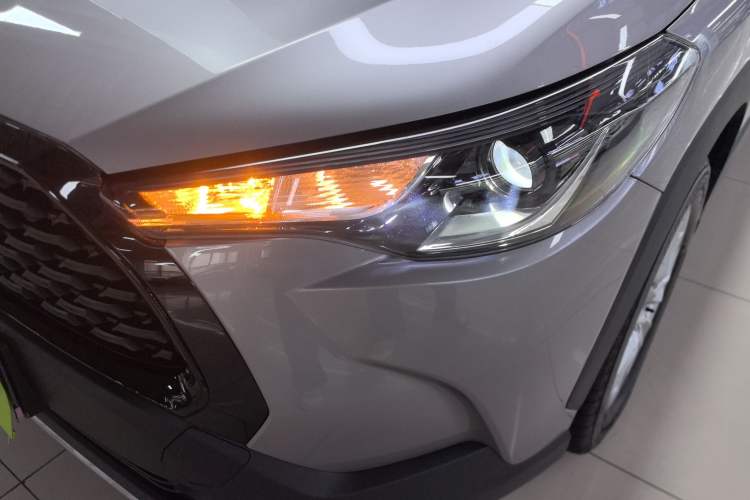 Used Toyota Corolla Cross 2024 2.0L Pioneer Edition Left Front Headlight