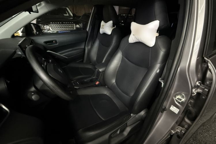 Used Toyota Corolla Cross 2024 2.0L Smart Electric Hybrid Dual-Engine Elite Edition Left Front Seat