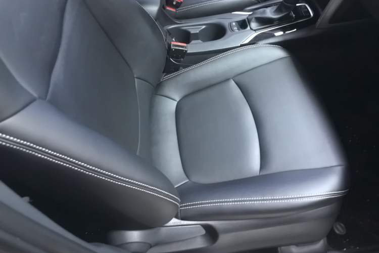 Used Toyota Corolla Cross 2024 2.0L Pioneer Edition Right Front Seat