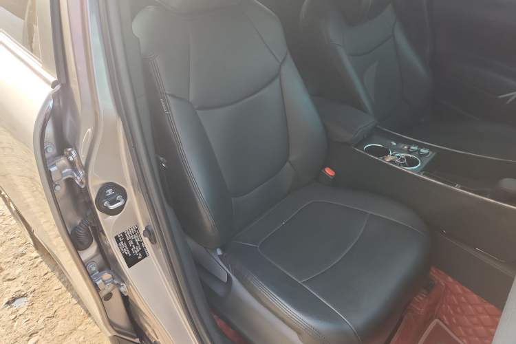 Used Toyota Corolla Cross 2024 2.0L Elite Edition Right Front Seat