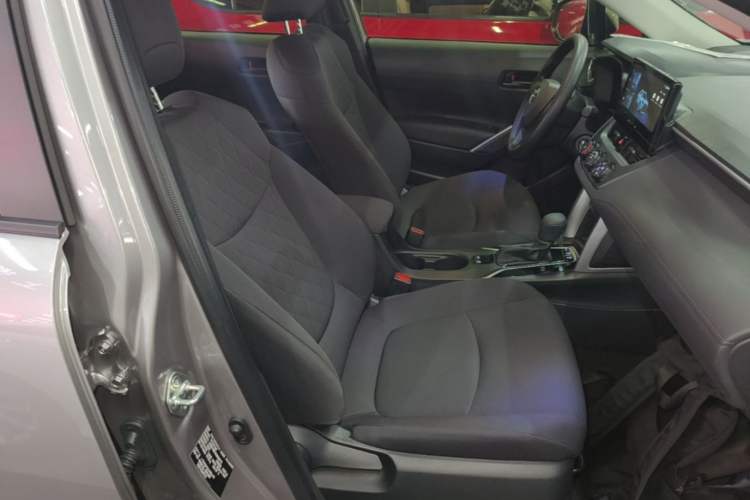 Used Toyota Corolla Cross 2024 2.0L Pioneer Edition Right Front Seat