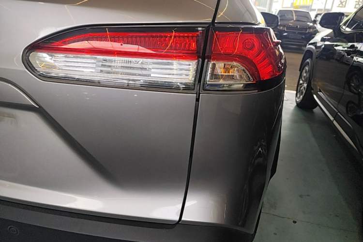 Used Toyota Corolla Cross 2024 2.0L Pioneer Edition Right Rear Taillight