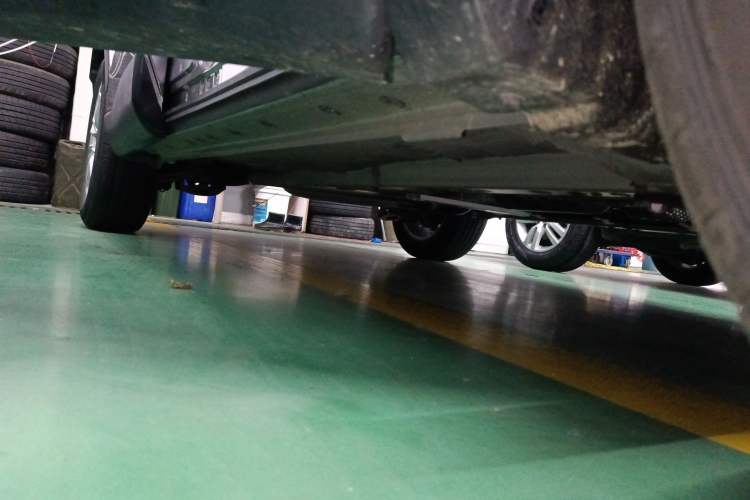 Used Toyota Corolla Cross 2024 2.0L Elite Edition Right Side Sill