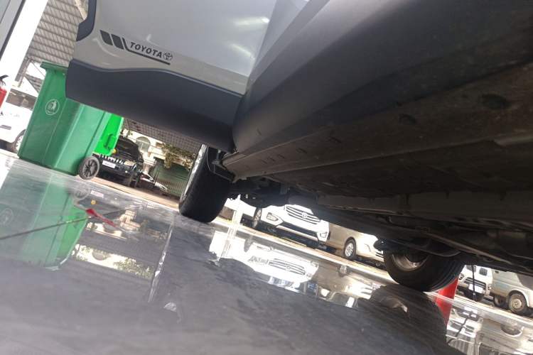 Used Toyota Corolla Cross 2024 2.0L Pioneer Edition Right Side Sill