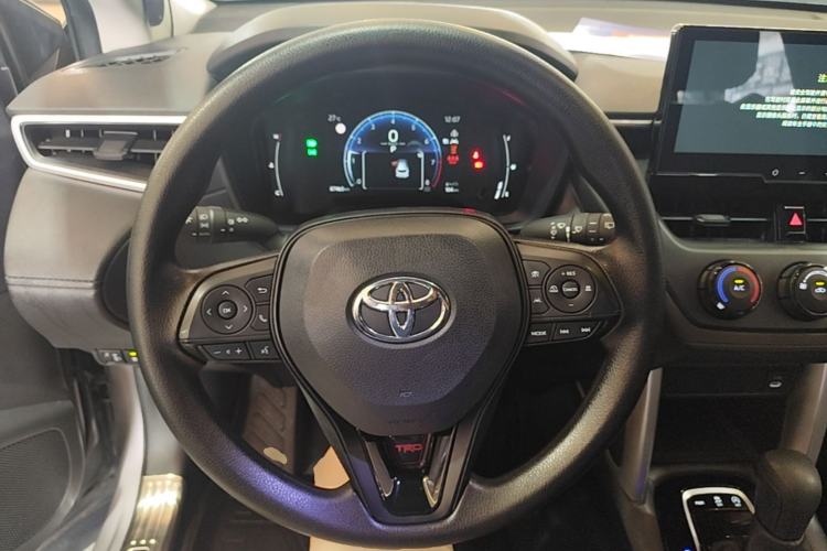 Used Toyota Corolla Cross 2024 2.0L Pioneer Edition Steering Wheel
