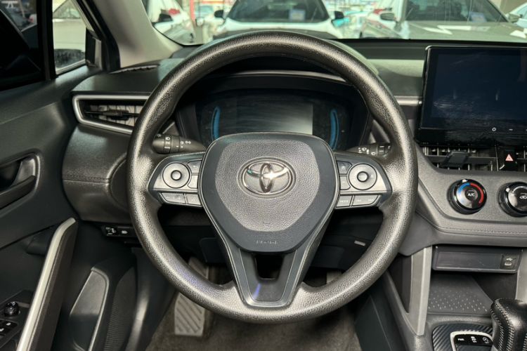 Used Toyota Corolla Cross 2024 2.0L Pioneer Edition Steering Wheel