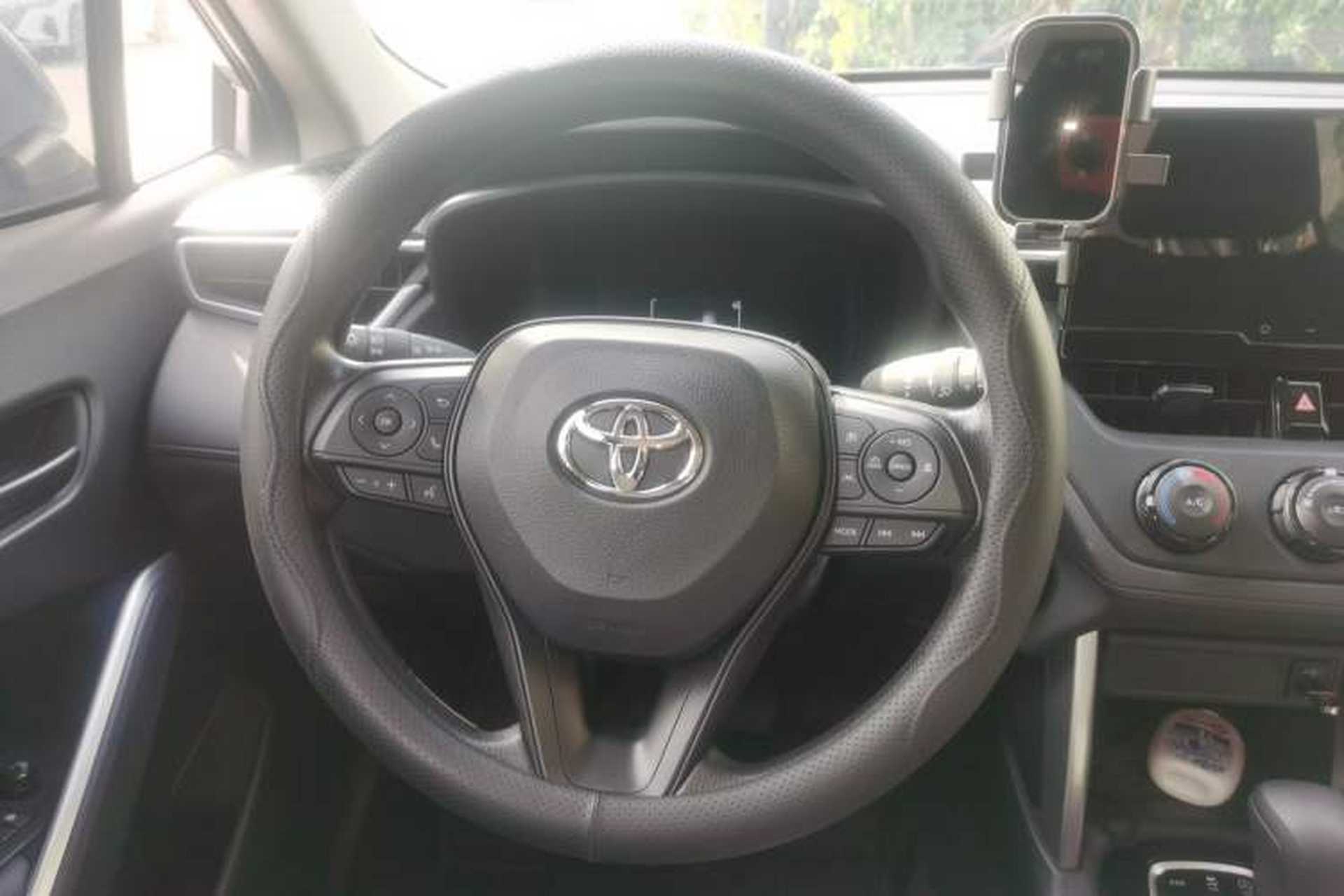 Used Toyota Corolla Cross 2024 2.0L Pioneer Edition Steering Wheel