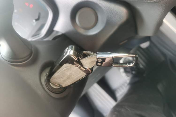 Used Toyota Corolla Cross 2024 2.0L Pioneer Edition Vehicle Key
