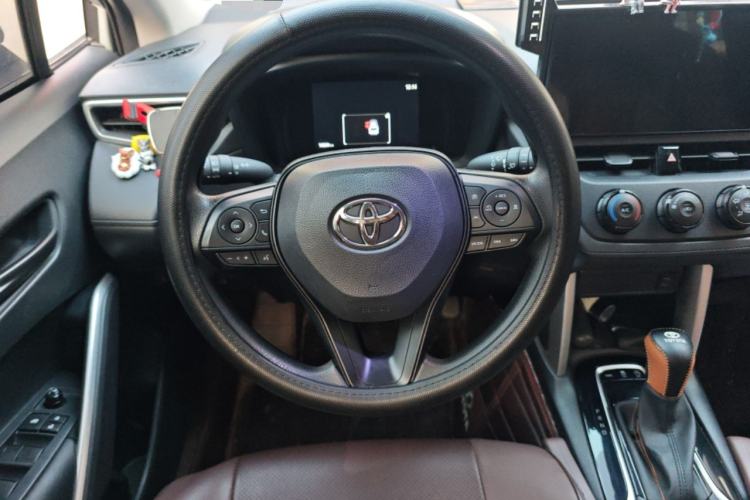 Used Toyota Corolla Cross 2024 2.0L Pioneer Edition Steering Wheel