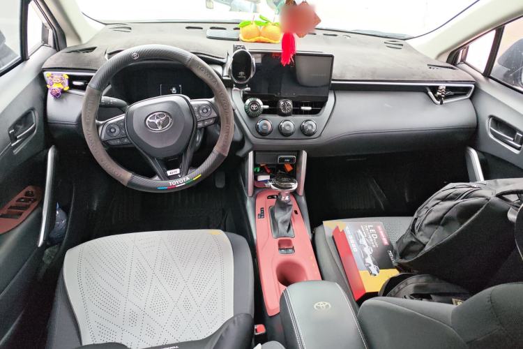 Used Toyota Corolla Cross 2024 2.0L Pioneer Edition Center Console