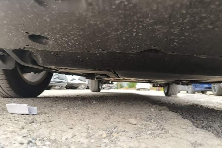 Used Toyota Corolla Cross 2024 2.0L Smart Electric Hybrid Dual-Engine Pioneer Edition Chassis Front